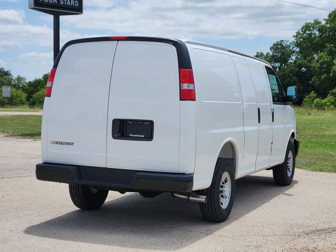 New 2026 Chevrolet Express 2500 w/ Driver Convenience Package RWD image 4
