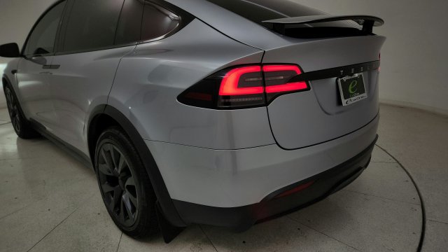Used 2024 Tesla Model X AWD/4WD image 41