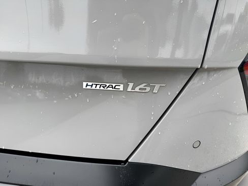 Certified 2024 Hyundai Kona Limited AWD/4WD image 9