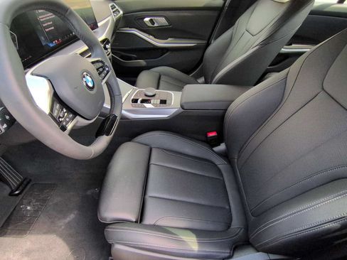 Used 2025 BMW 330i xDrive Sedan AWD/4WD image 16