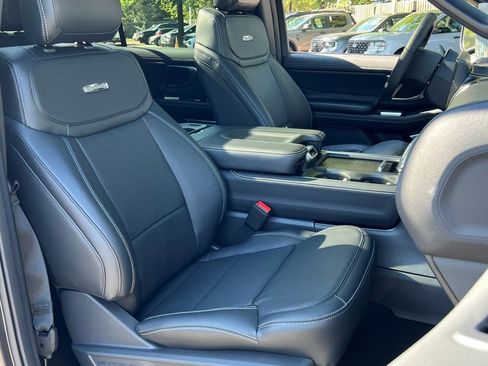 New 2025 Ford Expedition Max Platinum w/ Stealth Performance Package image 9