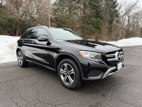 Used 2018 Mercedes-Benz GLC 300 4MATIC image 7