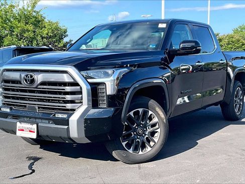 Used 2026 Toyota Tundra Limited AWD/4WD image 1