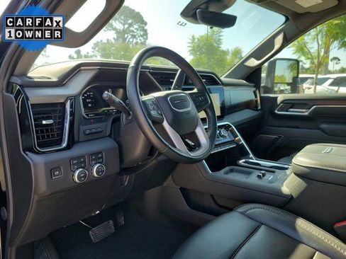 Used 2025 GMC Sierra 3500 Denali w/ Denali Reserve Package AWD/4WD image 22