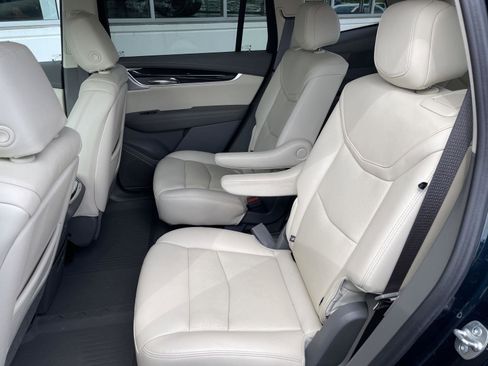 Used 2024 Cadillac XT6 Premium Luxury w/ LPO, Floor Liner Package AWD/4WD image 43