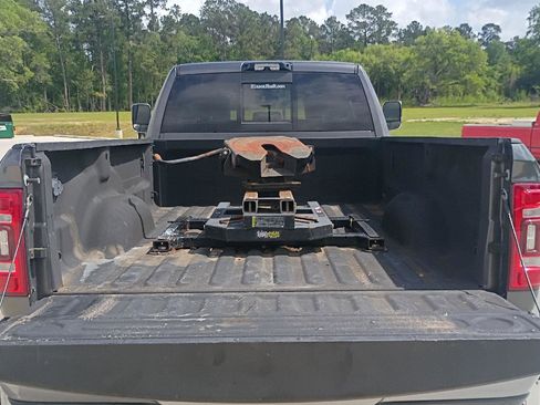 Used 2020 RAM 3500 Laramie image 16