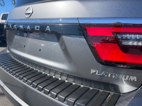 Used 2024 Nissan Armada Platinum image 35