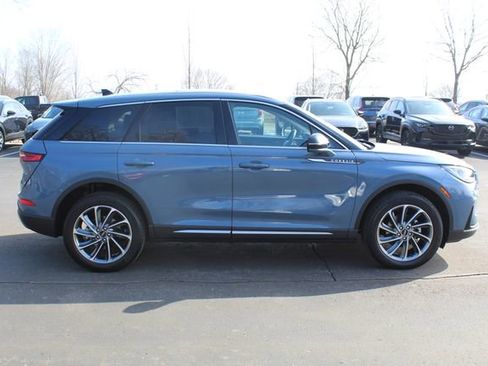 Certified 2024 Lincoln Corsair Premiere w/ Equipment Group 101A image 2