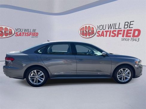 Used 2021 Volkswagen Passat 2.0T S image 5
