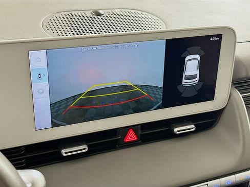 Used 2024 Hyundai Ioniq 5 SEL image 22