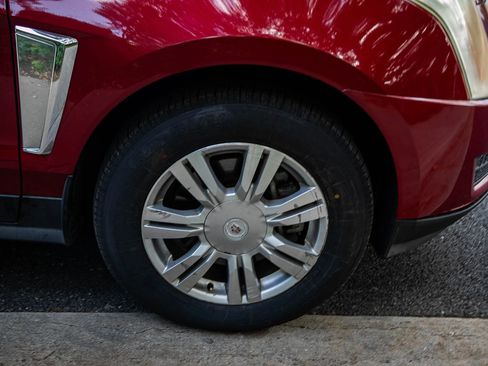 Used 2013 Cadillac SRX Luxury w/ Driver Awareness Package image 13