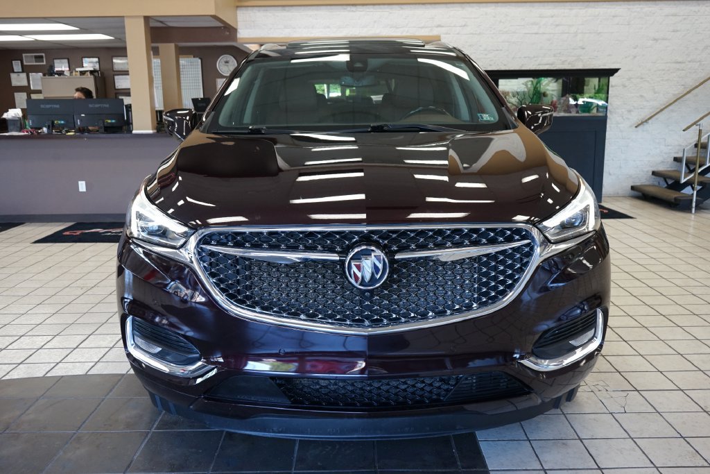 Used 2021 Buick Enclave Avenir w/ Avenir Technology Package AWD/4WD image 22