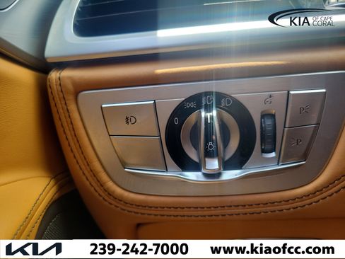 Used 2018 BMW 750i xDrive AWD/4WD image 28