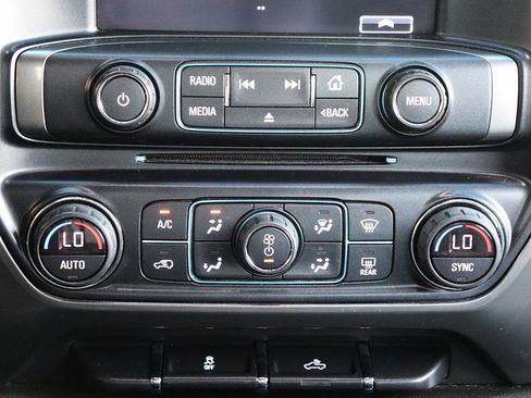 Used 2018 Chevrolet Silverado 1500 LT w/ All Star Edition image 21