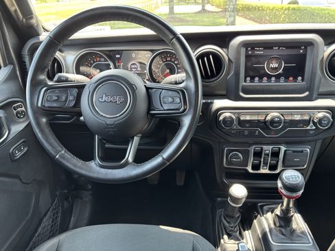 Used 2020 Jeep Gladiator Sport w/ Quick Order Package 23S AWD/4WD image 30