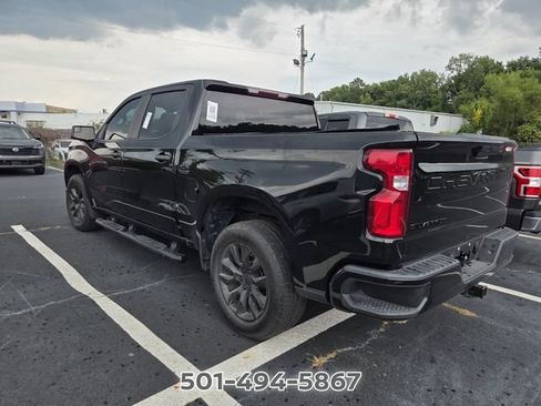 Used 2022 Chevrolet Silverado 1500 Custom RWD image 2
