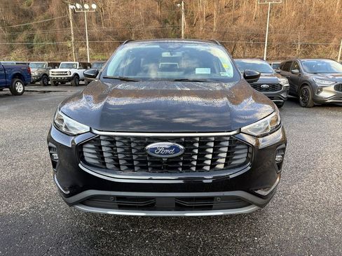 New 2026 Ford Escape Platinum w/ Premium Technology Package AWD/4WD image 10
