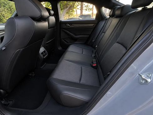 Used 2022 Honda Accord Sport image 18