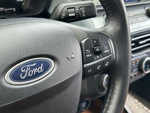 Used 2024 Ford Maverick Lariat FWD image 29