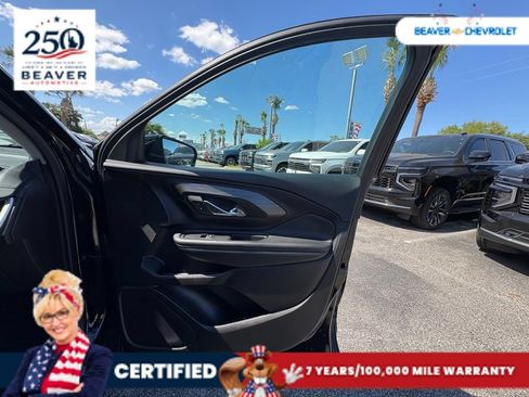 Used 2024 GMC Terrain SLE FWD image 27