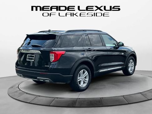 Used 2023 Ford Explorer XLT w/ Equipment Group 202A AWD/4WD image 5