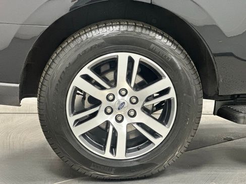 Certified 2024 Ford Expedition Limited image 29