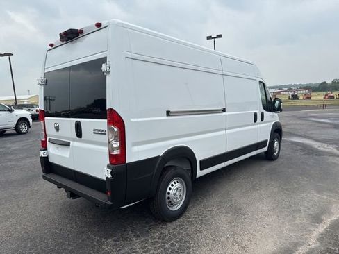 New 2026 RAM ProMaster 2500 w/ Premium Convenience Group FWD image 5