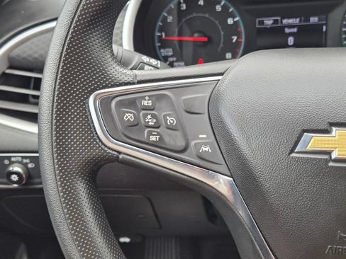 Used 2025 Chevrolet Malibu LT FWD image 21