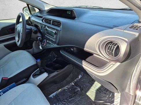 Used 2013 Toyota Prius C One FWD image 19