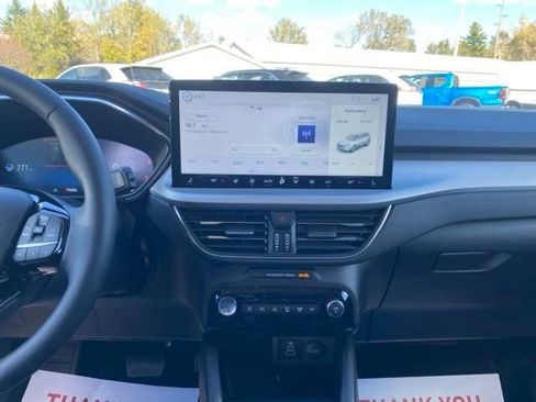 New 2024 Ford Escape Platinum w/ Premium Technology Package AWD/4WD image 22