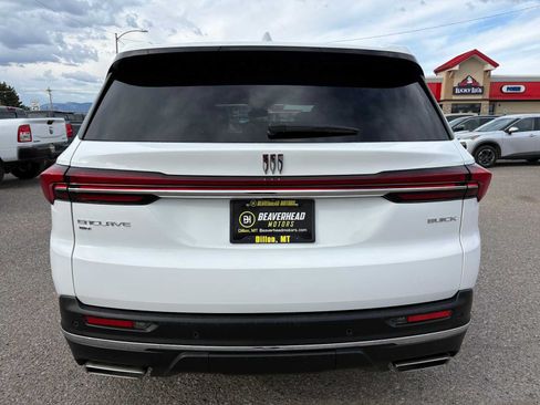 Used 2026 Buick Enclave Preferred AWD/4WD image 4