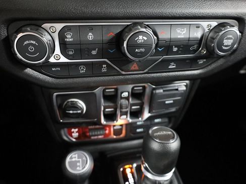 New 2026 Jeep Gladiator Sport AWD/4WD image 26