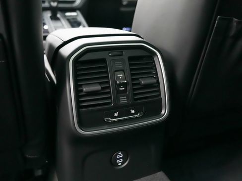 Used 2026 Porsche Macan Turbo AWD/4WD image 20