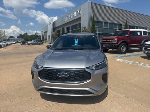 Used 2024 Ford Escape ST-Line w/ Tech Pack #1 image 7