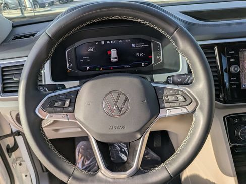 Certified 2023 Volkswagen Atlas SEL AWD/4WD image 29