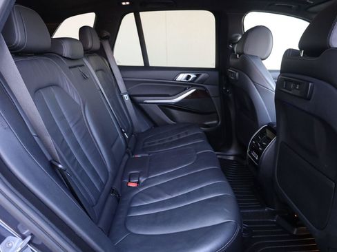 Used 2019 BMW X5 xDrive40i w/ Convenience Package AWD/4WD image 24