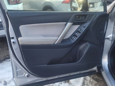 Used 2016 Subaru Forester 2.5i w/ Alloy Wheel Package image 10