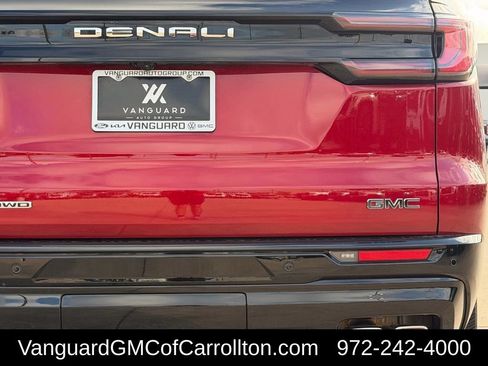 New 2026 GMC Acadia Denali Ultimate w/ LPO, Floor Liner Package AWD/4WD image 5