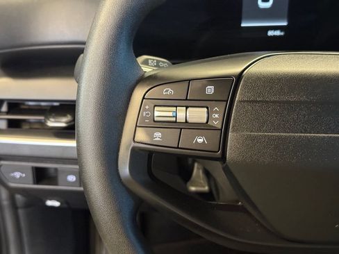 Used 2025 Kia K4 FWD image 11