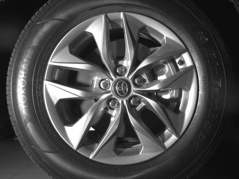 Certified 2026 Toyota Sienna LE AWD/4WD image 10