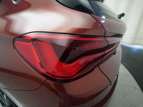 Used 2018 BMW X2 xDrive28i w/ M SportX Package AWD/4WD image 33