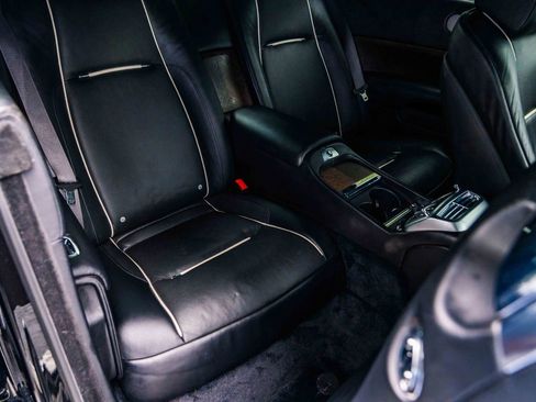 Used 2015 Rolls-Royce Wraith image 36
