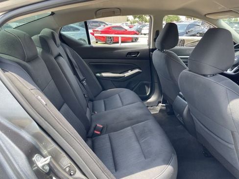 Used 2023 Nissan Altima 2.5 SV FWD image 27