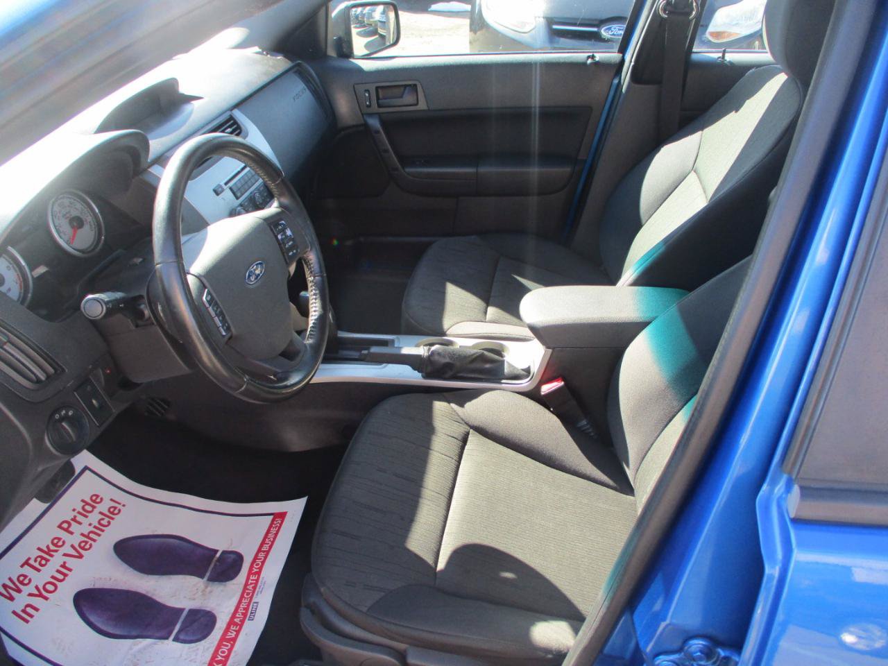 Used 2011 Ford Focus SE w/ 201A Rapid Spec Order Code FWD image 10