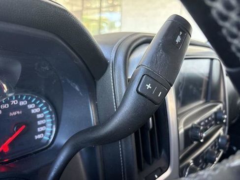 Used 2018 GMC Sierra 1500 SLT AWD/4WD image 16