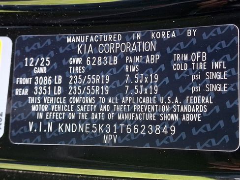 Used 2026 Kia Carnival SX w/ SX Dark Edition Package FWD image 28