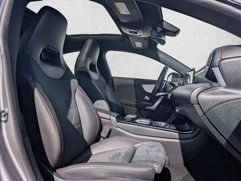 Used 2023 Mercedes-Benz CLA 250 image 22