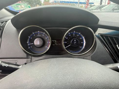 Used 2012 Hyundai Sonata Limited w/ Navigation Pkg FWD image 13