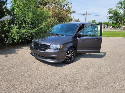 Used 2018 Dodge Grand Caravan GT FWD image 5