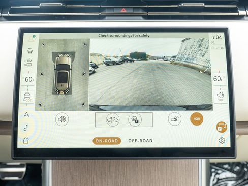 Used 2026 Land Rover Range Rover SE AWD/4WD image 30